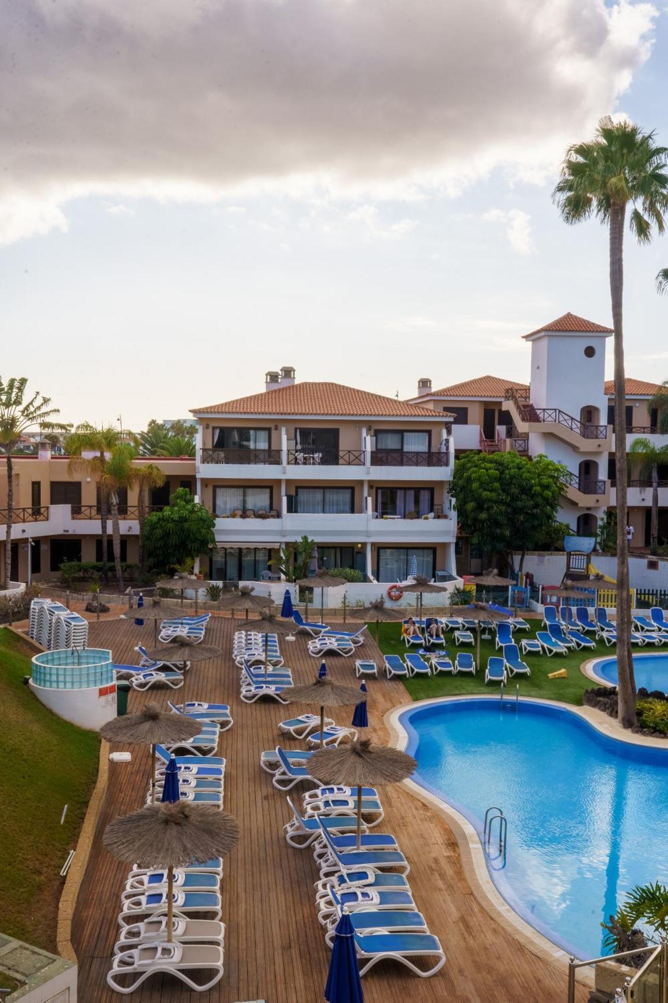 Forest Flat - Big Heated Pool, Terrace, Tv Channels, Golf Courses San Miguel de Abona Luaran gambar
